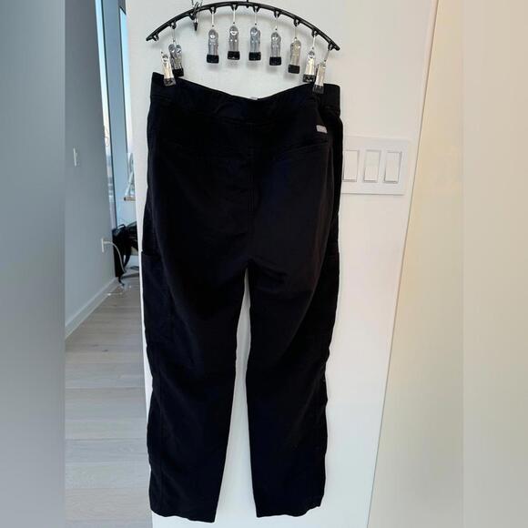 FIGS Men's Axim Cargo Scrub Pants - Black - Size Large - Picture 8 of 8
